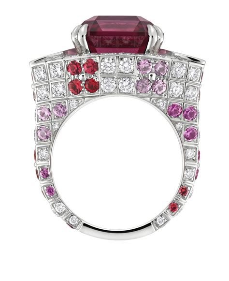 louis vuitton high jewelry pink sapphire necklace|louis vuitton 2024 collection.